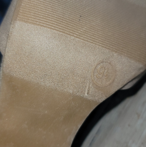 Universal Thread Women's Megan Microsuede Quarter Strap Heeled Pump Sandals 9.5 - Picture 7 of 7